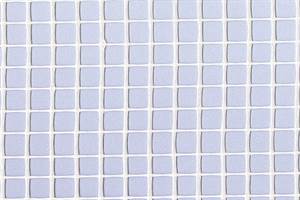 Unutarnja armirana mrežica 750 100m²/rola. Težina 70g/m² širina okna 4,8x5,1mm 24role/paleta, Z750