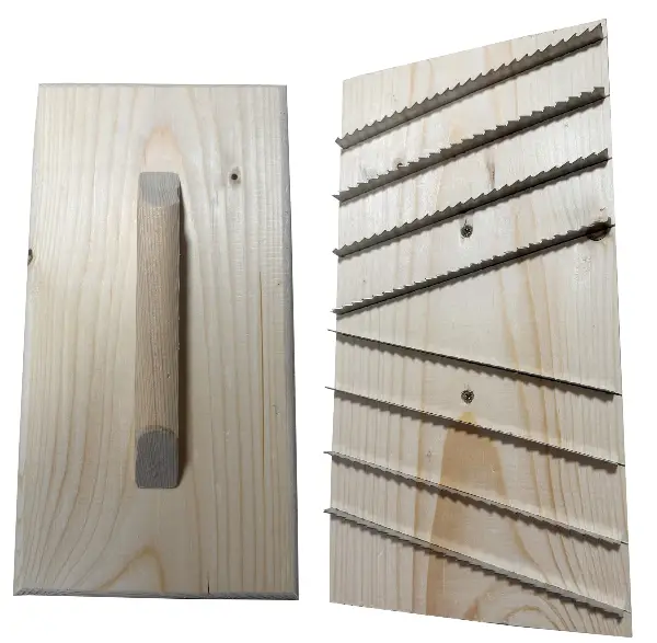 Daska strugalica drvena 380x195x70 mm, s 8 čeličnih nazubljenih oštrica, Z0116