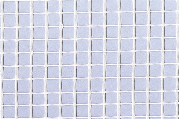 Unutarnja armirana mrežica 750 100m²/rola. Težina 70g/m² širina okna 4,8x5,1mm 24role/paleta, Z750